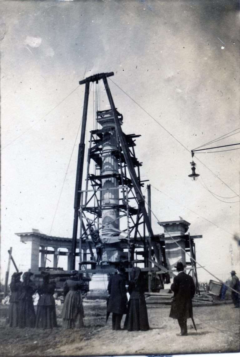 Construction of Jefferson Davis Monument